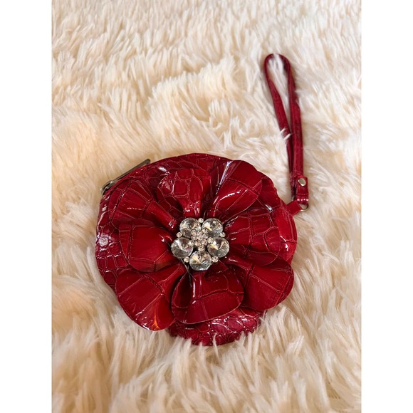 Big Red Flower Alligator skin coin wristlet - Picture 1 of 2